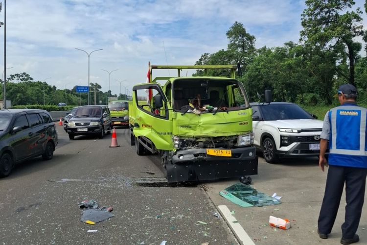 Waspada, Ini Kesalahan Pengendara yang Sebabkan Tabrakan Beruntun