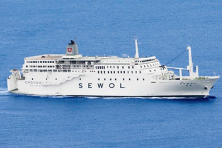 Kapal feri MV Sewol.