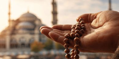 Doa Belum Terkabul, Apakah Berarti Allah Tidak Menjawabnya?