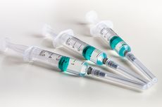 AS Kekurangan Jarum Suntik, Imunisasi Vaksin Corona Bisa Terganggu