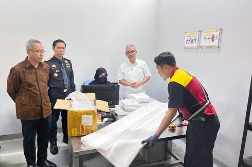 Bukan Dibebaskan Bea Cukai, Denda Impor Sepatu Bola Rp 24,74 Juta Ditanggung DHL