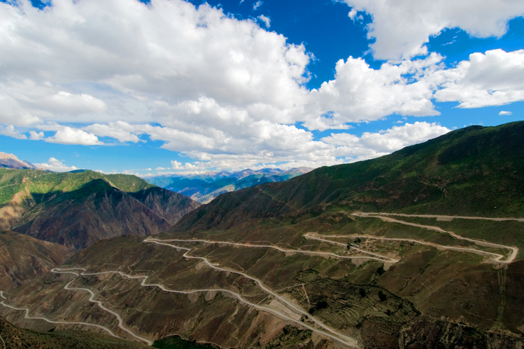 Sichuan-Tibet Highway, China

