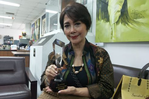 Widyawati Ungkap Kesedihan Setelah Raih Penghargaan APFF