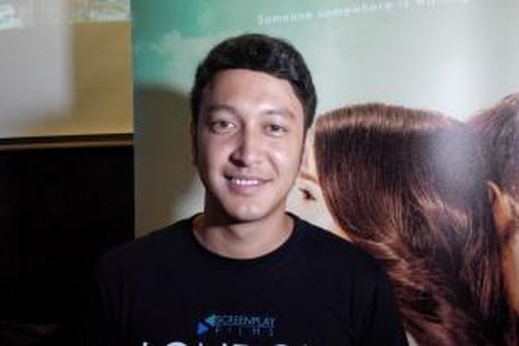 Artis peran Dimas Anggara.