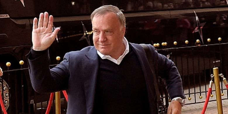 Dick Advocaat mundur dari kursi manajer Sunderland, Minggu (4/10/2015), sehari setelah bermain imbang lawan West Ham. 