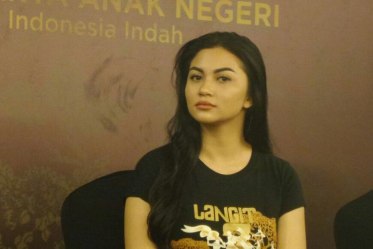 Ariel Tatum menghadiri jumpa pers pertunjukan teater berjudul Langit 7 Bidadari di Grand Kemang, Jakarta Selatan, Kamis (17/5/2018).