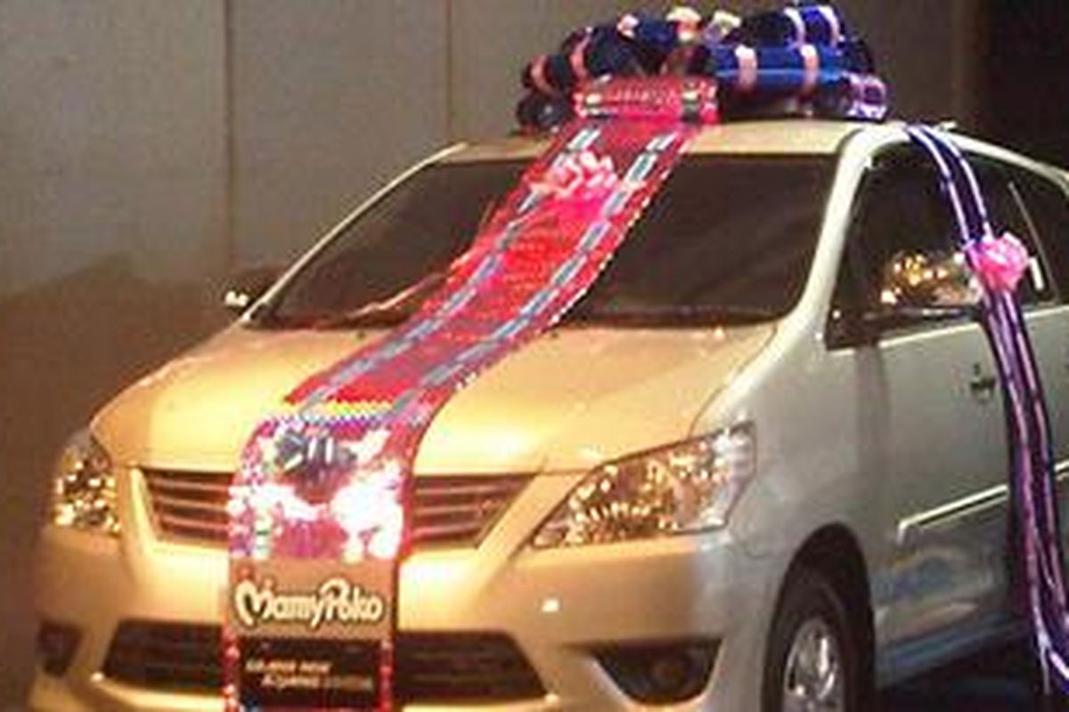 MamyPoko mengajak pelanggannya berpartisipasi dalam kuis dengan mekanisme pengumpulan koin. Koin terbanyak berhak mendapatkan sejumlah hadiah. Seperti wisata ke Bali dan ke Universal Studio, Singapura, iPad, voucher belanja, dan hadiah utama Kijang Innova.