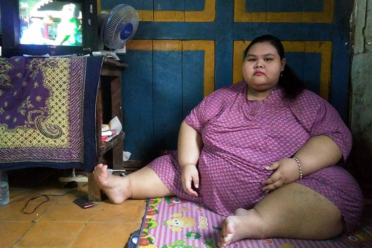 Silvia Dwi Susanti, memiliki bobot mencapai 179,3 kilogram.