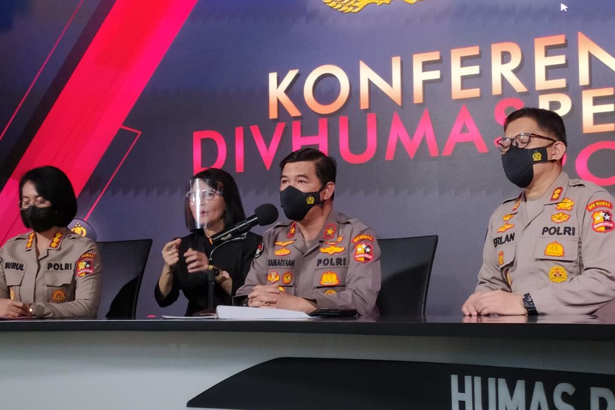 Kepala Biro Penerangan Masyarakat (Karo Penmas) Divisi Humas Polri Brigjen Pol Ahmad Ramadhan di Mabes Polri, Jakarta, Rabu (13/7/2022).