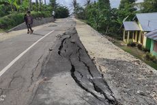 Baru 3 Bulan Kelar Dibangun, Jalan Hotmix di Kabupaten Kupang Rusak