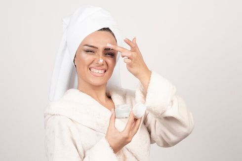 Memasuki Usia 30 Tahun, Apakah Rutinitas Skincare Perlu Diganti?