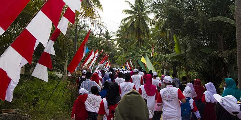 Rombongan Peserta Jalan Sehat