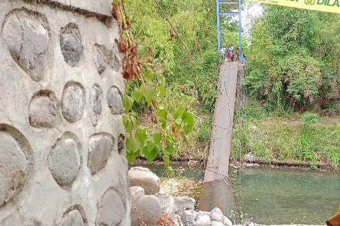 Pemkab Probolinggo: Jembatan Gantung yang Roboh Berumur 20 Tahun, Siswa Juga Menggoyangkannya
