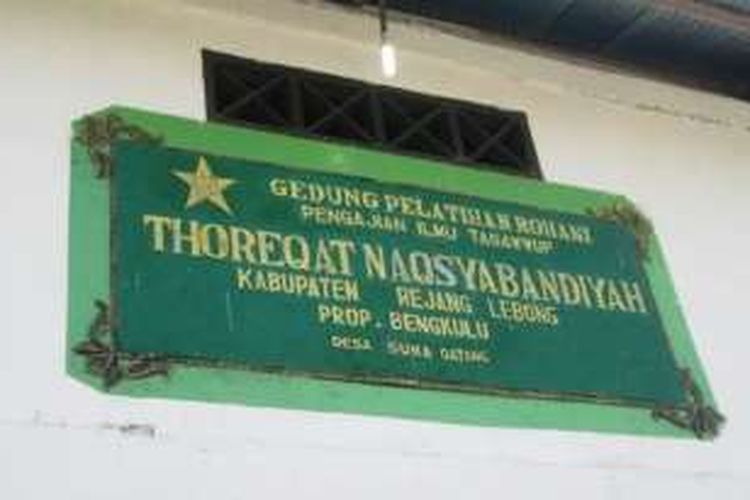 papan nama Tareqat Naqsabandiyah