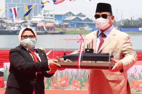 Indonesia Highlights: Indonesian Navy Launches First Domestically Built Submarine  | Indonesian Police to Reward Netizens for Reporting Cyberspace Crimes | Indonesia’s Former VP Suggests Mosques for C