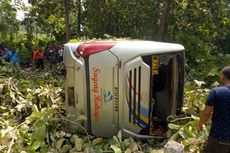  Bus Sugeng Rahayu Kecelakaan, 14 Penumpang Luka-Luka
