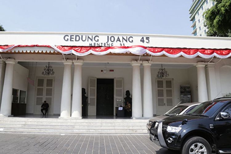 Gedung Joang 45 yang dijadikan sebagai museum sehingga dinamakan sebagai Museum Joang 45.