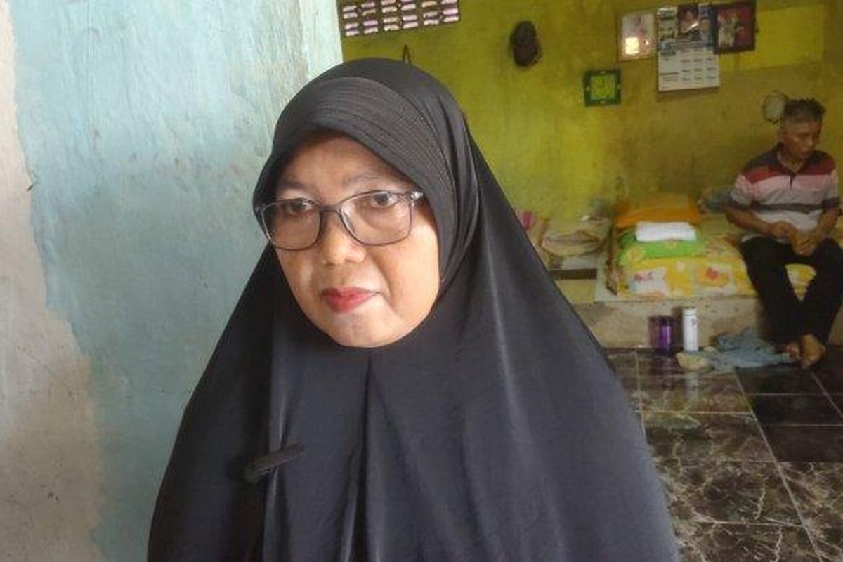 Ibu almarhumah Vina Dewi Arsita, Sukaesih. ikut senang Pegi Setiawan batal jadi tersangka kasus pembunuhan Vina, Senin (8/7/2024). Sukaesih minta polisi menangkap pelaku yang sebenarnya.

