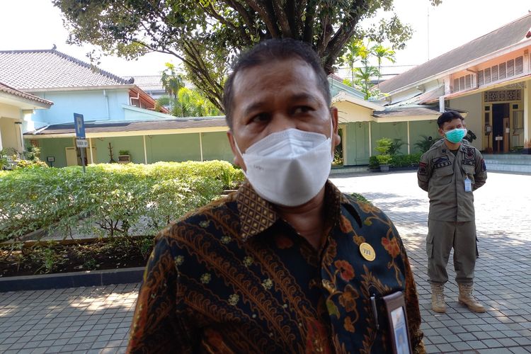 Kepala Disdikpora DIY Didik Wardaya saat ditemui di Kompleks Kepatihan, menjelaskan soal polemik siswa dipaksa pakai jilbab Kota Yogyakarta Senin (1/8/2022)