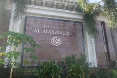 Jemaah Masjid Al Marzuqiyah di Cipinang Muara Shalat Id Hari Ini