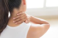 Apa Penyebab Otot Leher Kaku? Berikut 7 Daftarnya…