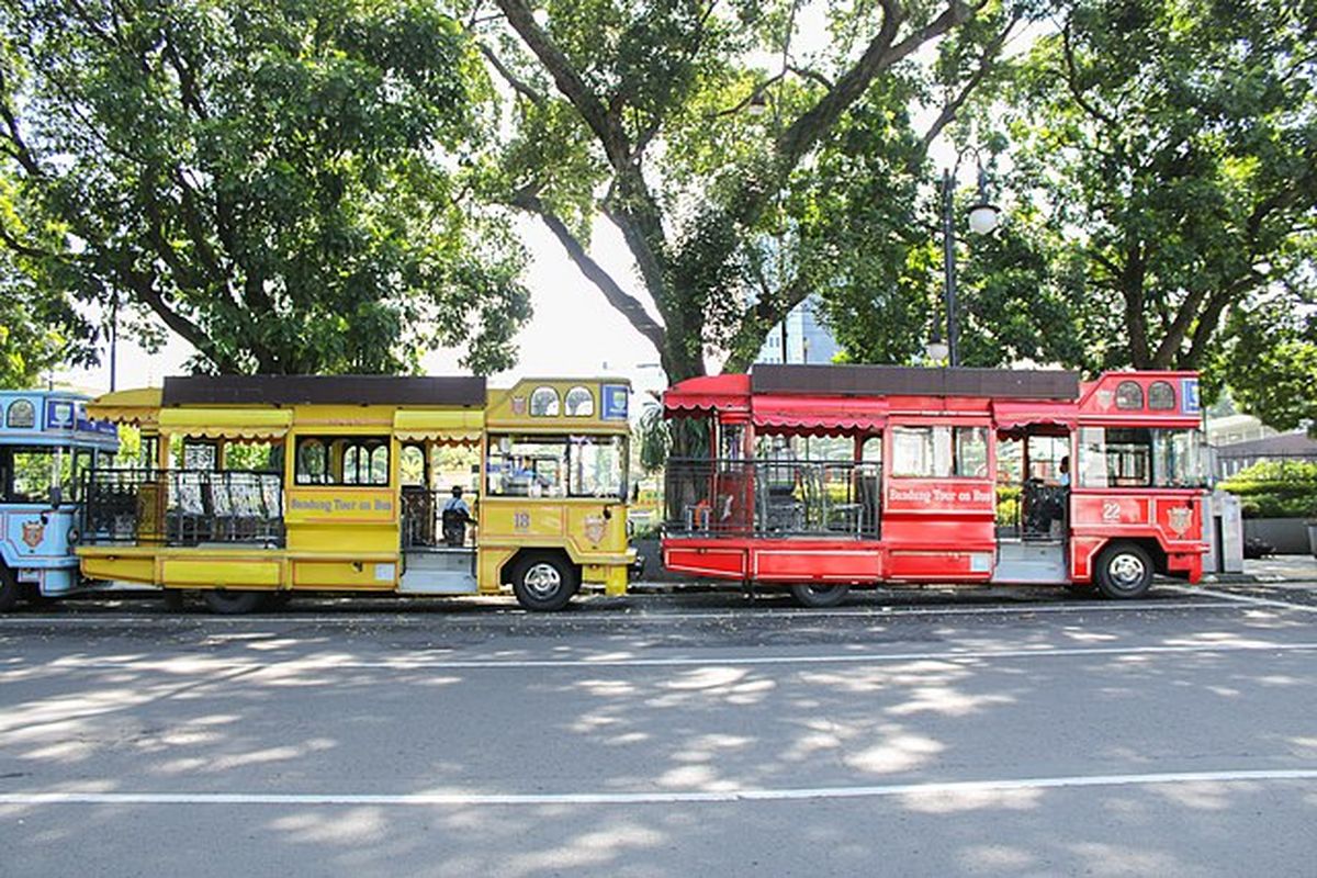Bandros Bandung atau Bandung Tour on Bus