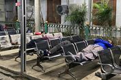 Bingung Tertinggal Kereta di Rangkasbitung, Tak Mampu Bayar Rp 500 Ribu, Agung Habiskan Malam di Stasiun