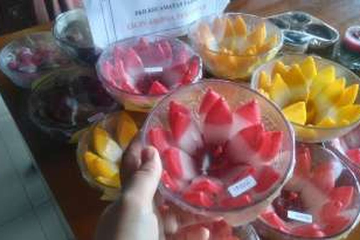 Salah satu produk kreatif yang dibuat oleh peserta Program Keluarga Harapan (PKH) di Kbaupaten Malang. LIlin aromatherapy ini dihargai Rp 15.000.