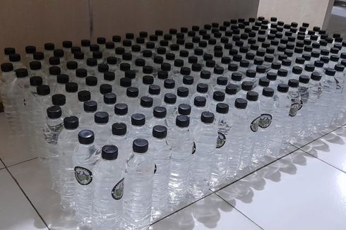 Penjual Miras Ilegal Ditangkap di Sumenep, Produksi 452 Botol Sehari 