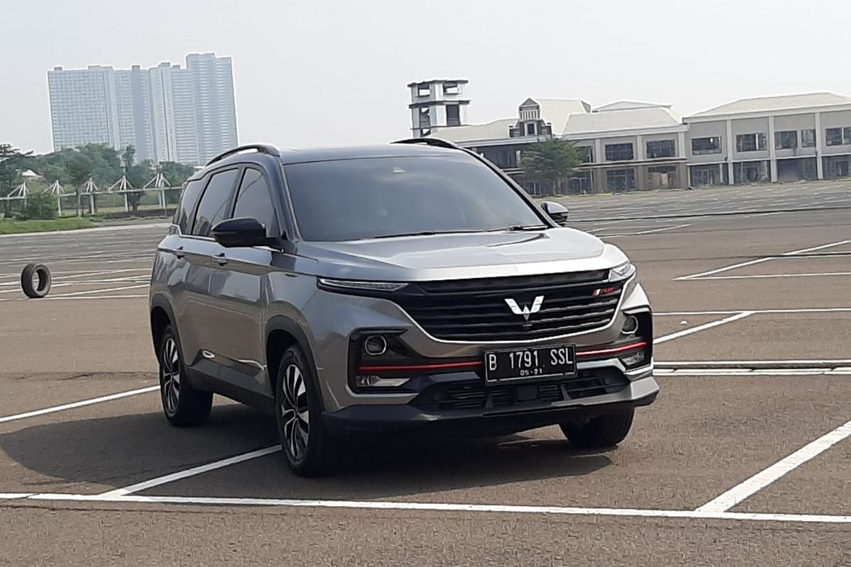 Wuling Almaz RS