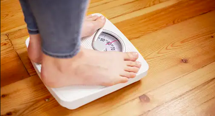 Apa yang Terjadi pada Tubuh Saat Berat Badan Turun Terlalu Cepat?