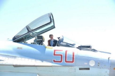 Assad Kunjungi Pangkalan Udara Rusia di Hmeymim