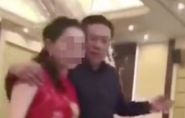 Ayah Cium Menantu Perempuan, Tradisi Pernikahan di China Ini Dikecam