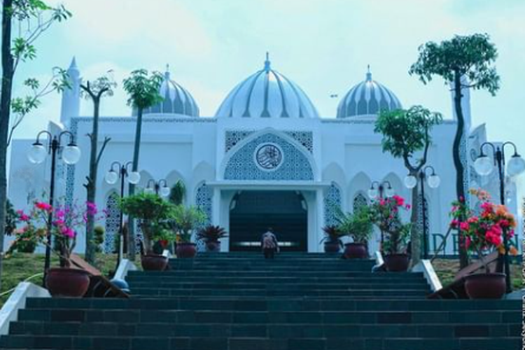 Masjid Endan Andansih menjadi salah satu tujuan Wisata Religi di Purwakarta, Jawa Barat
