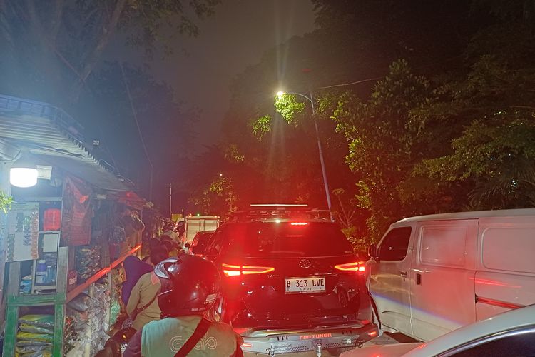 Jalan Yos Sudarso Arah Tanjung Priok Jakut Macet Parah Imbas Kegiatan Ekspor-Impor