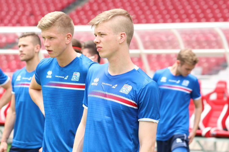 Para pemain Islandia berlatih di Gelora Bung Karno jelang lawan timnas Indonesia pada Sabtu (13/1/2018). 