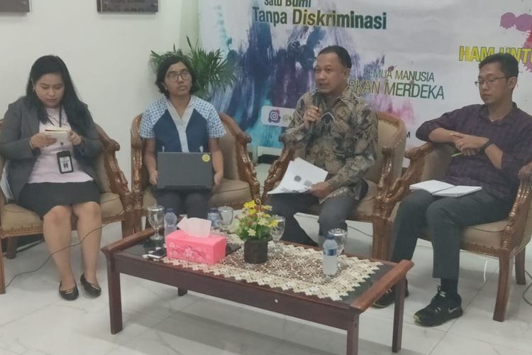 Komisioner Bidang Pengkajian dan Penelitian Komnas HAM, Choirul Anam, dalam diskusi pembahasan RKUHP di kantor Komnas HAM, Jakarta Pusat, Selasa (3/9/2019). 