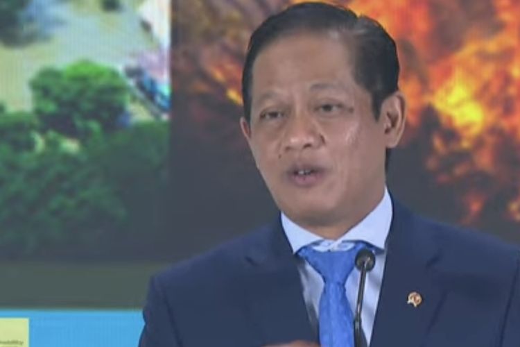 Menteri LH Hanif Faisol Nurofiq memaparkan soal praktik ESG perusahaan dalam ESG Sustainability Forum 2026, Selasa (3/2/2026). 