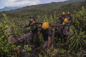 2 Pendaki Asal Singapura Ditemukan Meninggal, Pencarian Korban Erupsi Gunung Dukono Ditutup