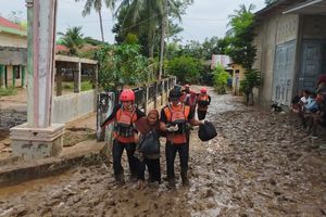 100 Orang Terjebak 2 Hari di Sekolah akibat Banjir Pidie Jaya, Dievakuasi Basarnas