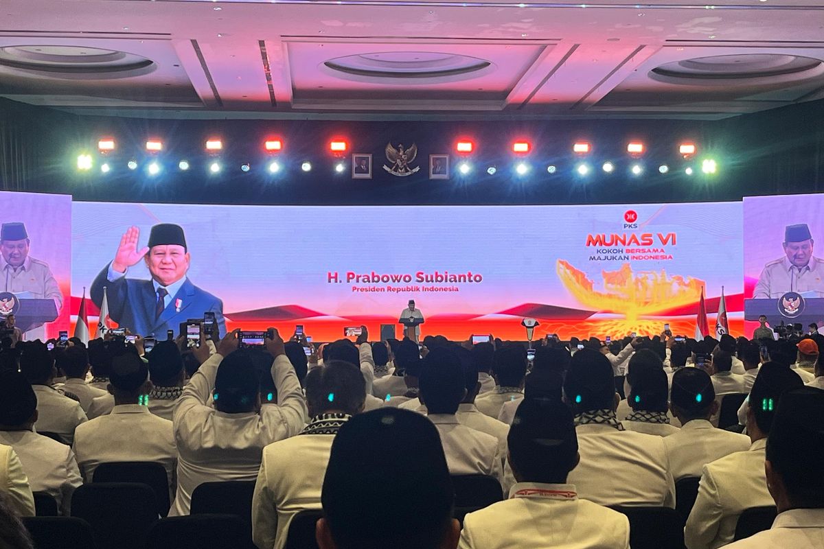 Presiden Prabowo Subianto dalam penutupan Musyawarah Nasional (Munas) PKS di Jakarta Pusat, Senin (29/9/2025). 