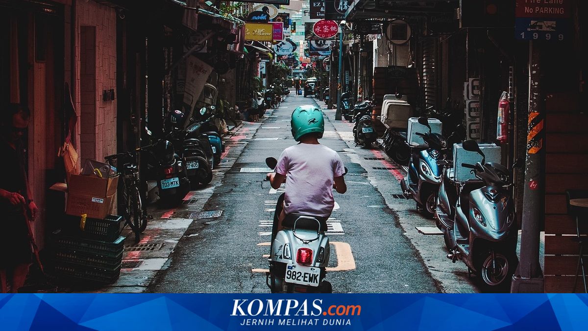 Bukan Cuma SIM, Ini Alasan Perlu Bawa STNK Saat Berkendara
