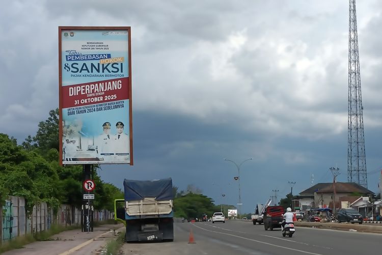 Hari Pertama Pembatasan Truk Tambang di Banten, Masih Ada yang Melintas di Luar Jam Operasional