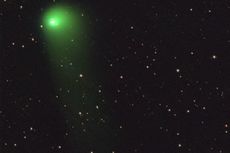 BRIN Potret Gambar Fenomena Langka Komet K2 Melintasi Planet Bumi