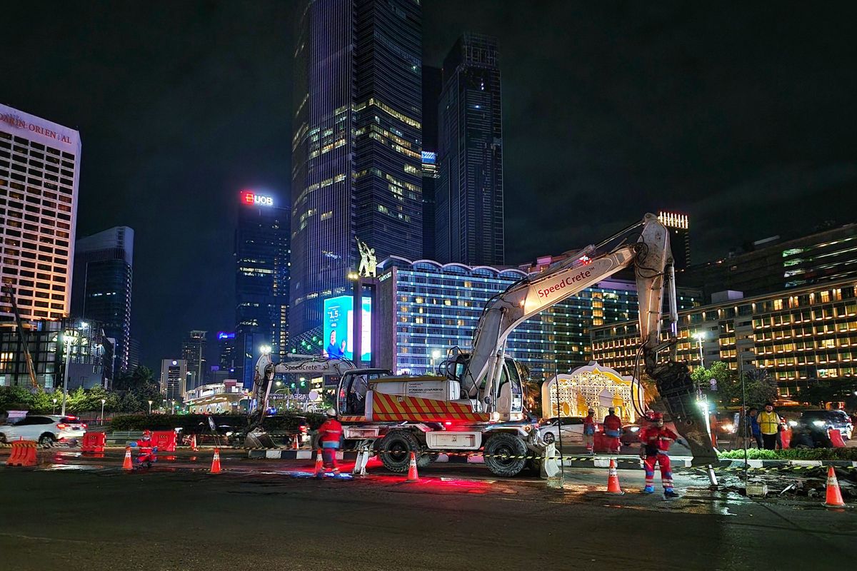 Perbaikan Infrastruktur Jalan di Provinsi DKI Jakarta turut didukung oleh PT Solusi Bangun Indonesia Tbk melalui penggunaan speedcrete.