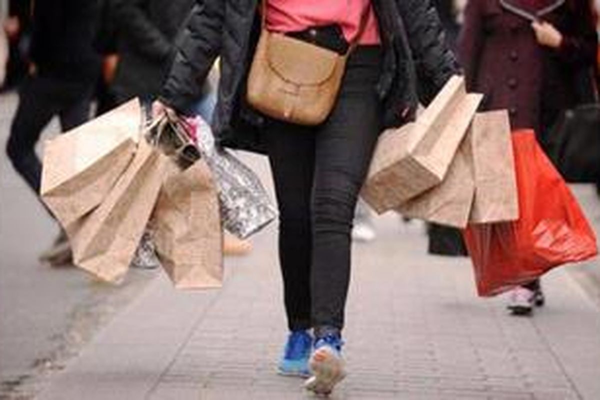 Jangan belanja di hari Sabtu jika tak mau menguras isi dompet.