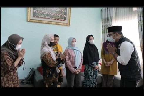 Ridwan Kamil Kunjungi Keluarga Korban KRI Nanggala-402 Kolonel Irfan Suri, Ucapkan Belasungkawa dan Sampaikan 