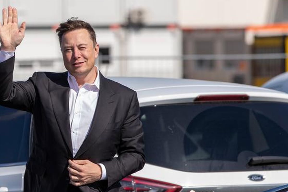 Elon Musk, the founder of US Automaker Tesla, will send the company's delegations to Indonesia in February to discuss potential investment in electric vehicles.   