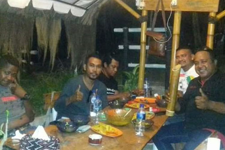 Roots Cafe di Desa Lasir, Kecamatan Kangae, Kabupaten Sikka, Flores, Nusa Tenggara Timur, Kamis (23/5/2019).