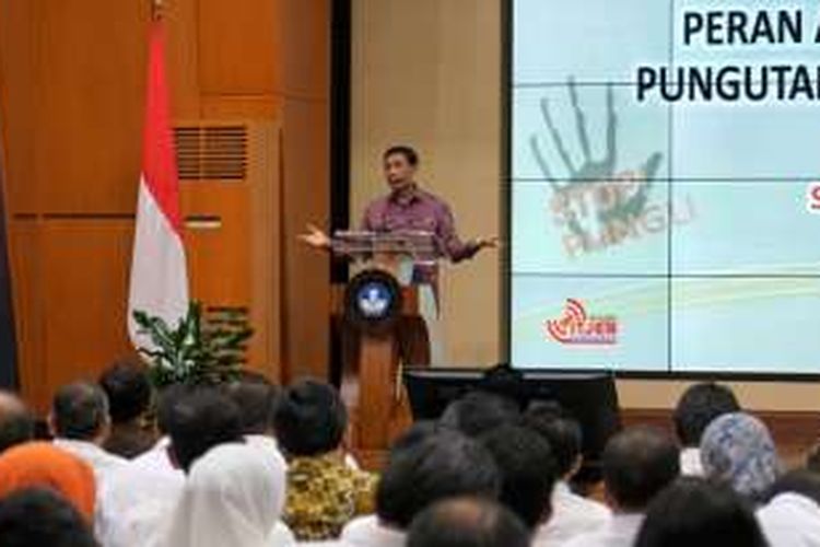 Menko Polhukam Wiranto saat menjadi keynote speaker workshop Peran Aparat Pengawasan Internal Pemerintah (APIP) di gedung Kemendikbud, Jalan Jenderal Sudirman, Jakarta Pusat, Kamis (12/1/2017).